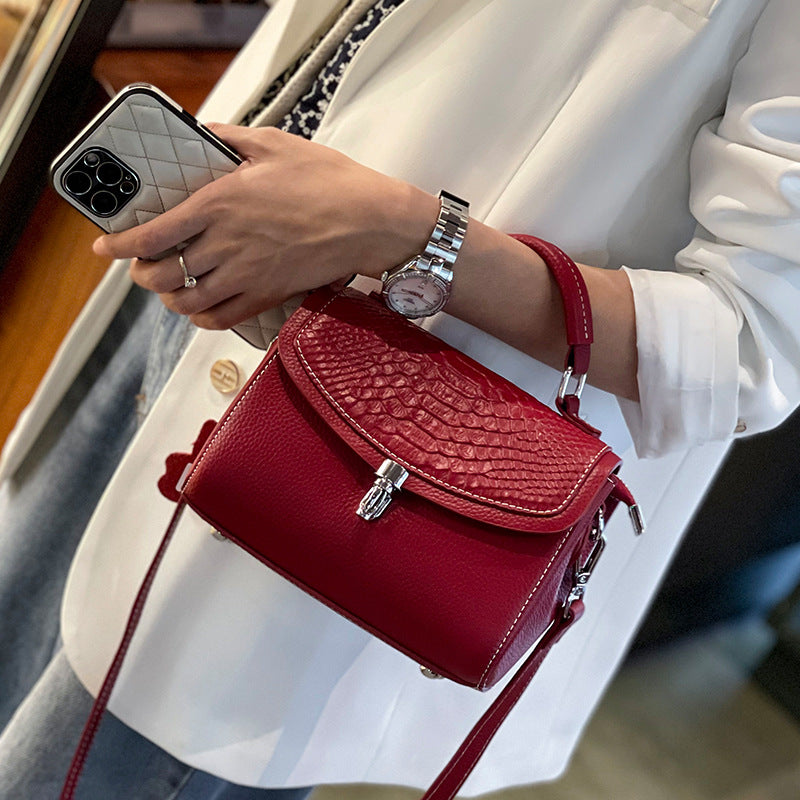 New Arrival Croc-Effect Genuine Leather Small Square Bag for Women, A Premium Top-Layer Cowhide Top-Handle Crossbody Handbag with Elegant Sophisticated Design