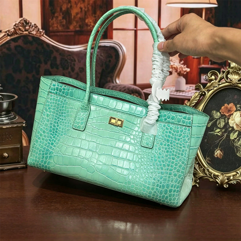 New Arrival Croc-Effect Large Capacity Tote Baguette Bag for Women, A Versatile Shoulder Crossbody Handbag Perfect for Banquets & Everyday Style