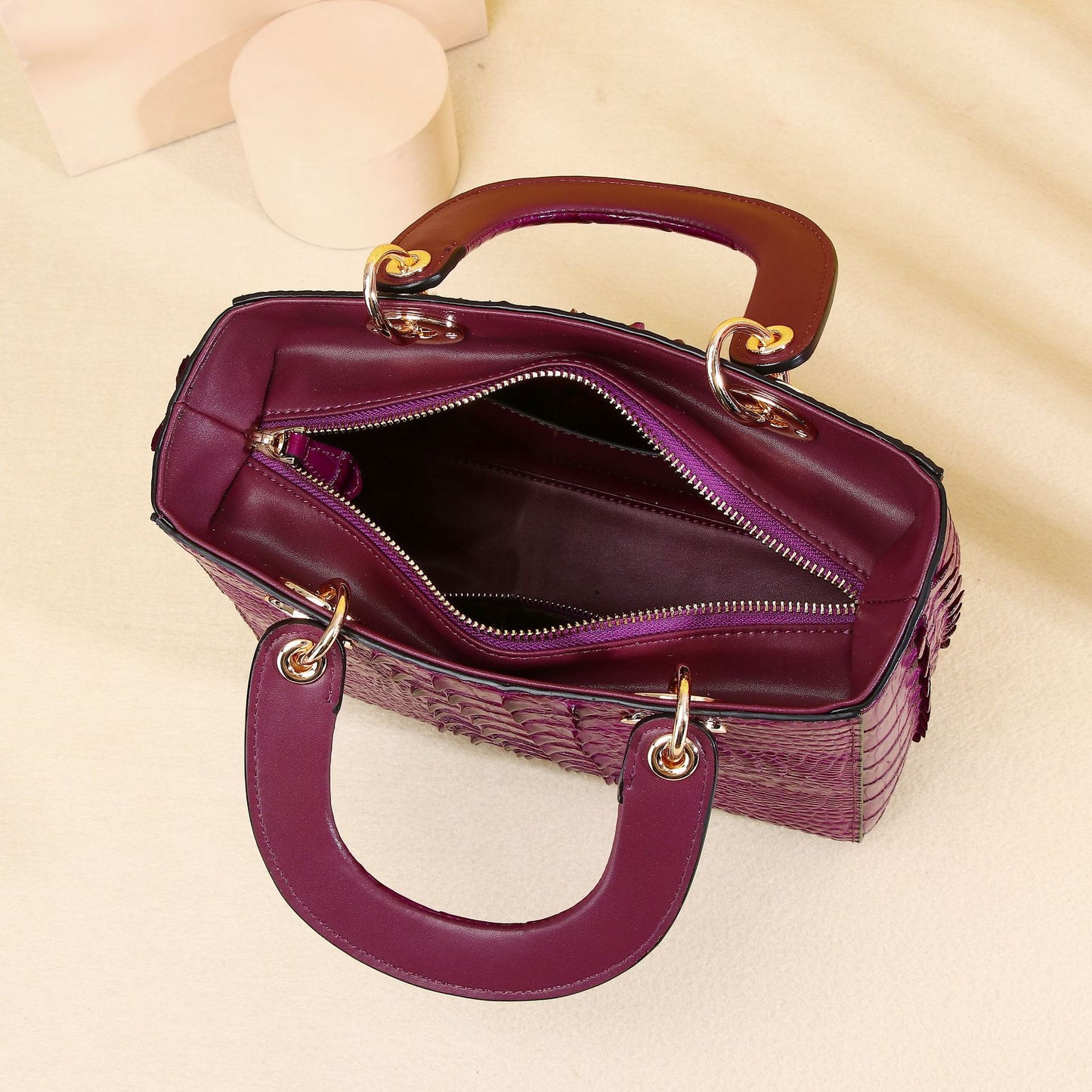 New Arrival Croc-Effect Lady-Inspired Bag for Women, A Trendy Top-Handle Crossbody Small Square Handbag with Versatile Premium Design