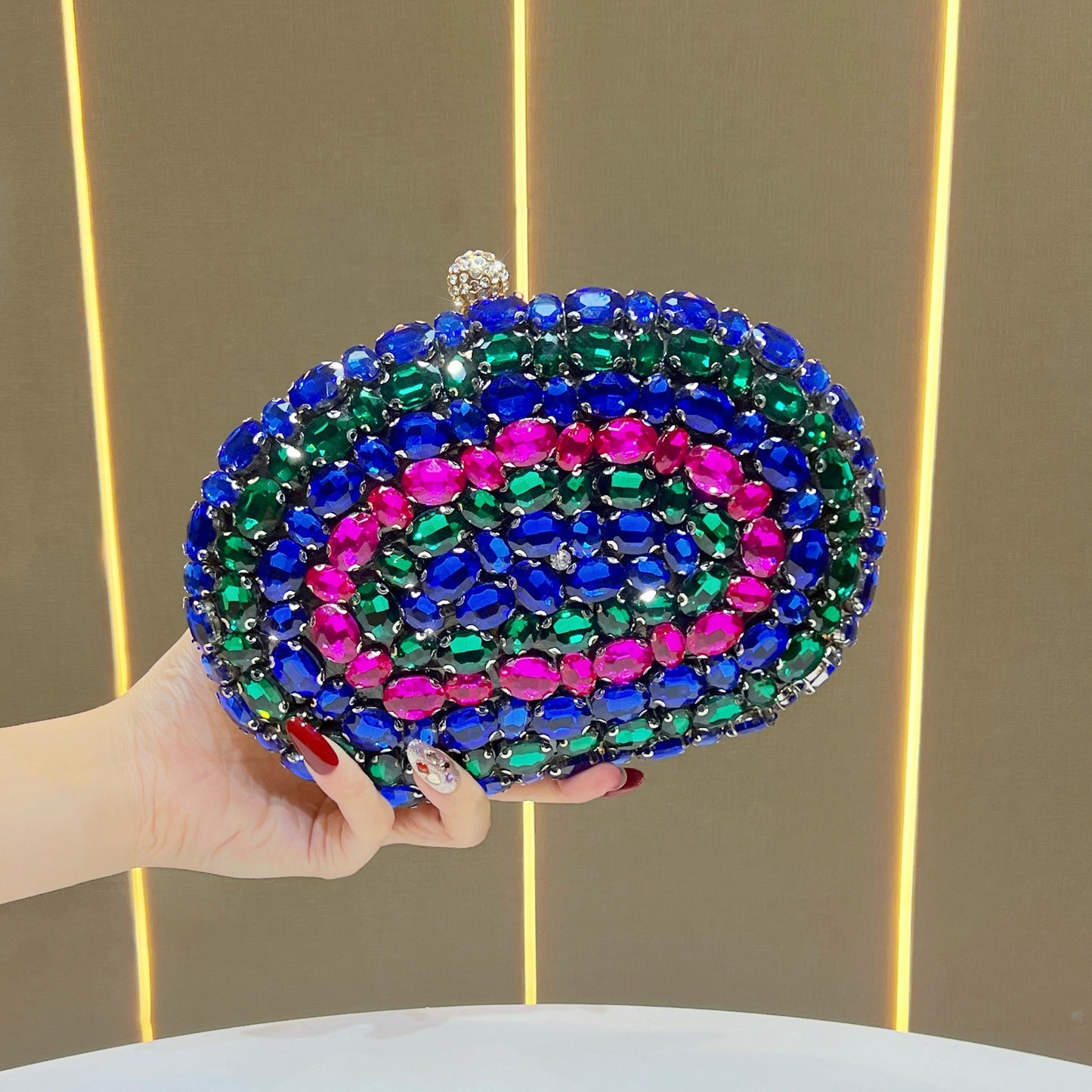 Elegant Rhinestone-Embellished Evening Clutch for Women, A Premium Glamorous Top-Handle Chain Crossbody Bag with Exquisite Craftsmanship & Sparkly Crystal Details, Perfect for Banquets Weddings & Special Occasions