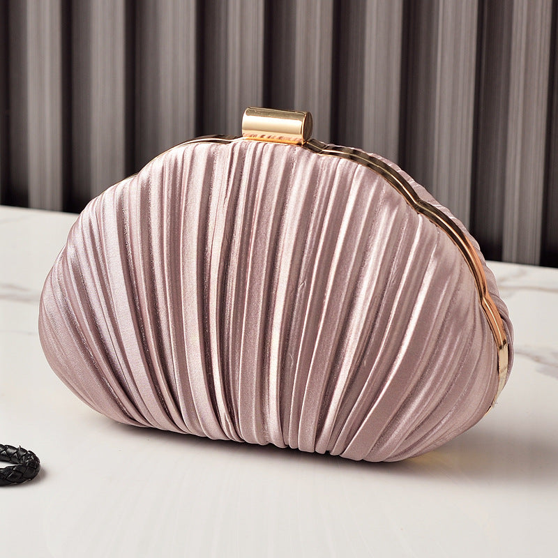 Elegant Shell-Shaped Pleated Silk Evening Clutch for Women, A Banquet Bag Perfect for Cheongsam Formal Dresses & Special Occasions