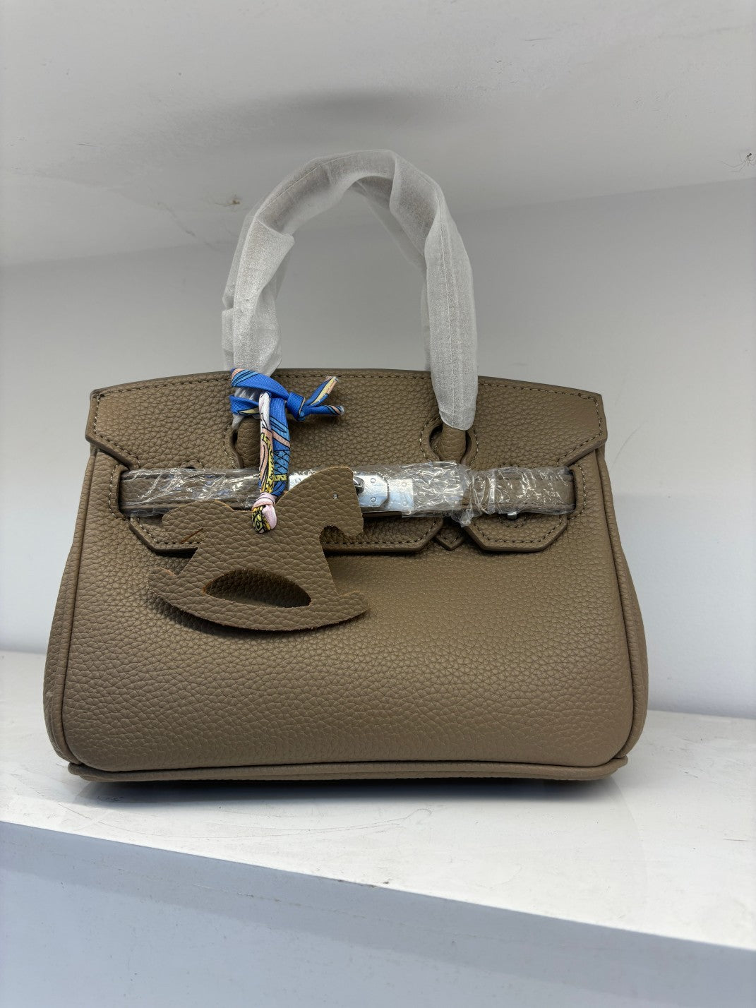 Genuine Pebbled Leather Birkin-Style Gold Hardware Large Capacity Handbag for Women, European Fashion Top Handle Purse, Trendy Casual Tote Bag for Ladies