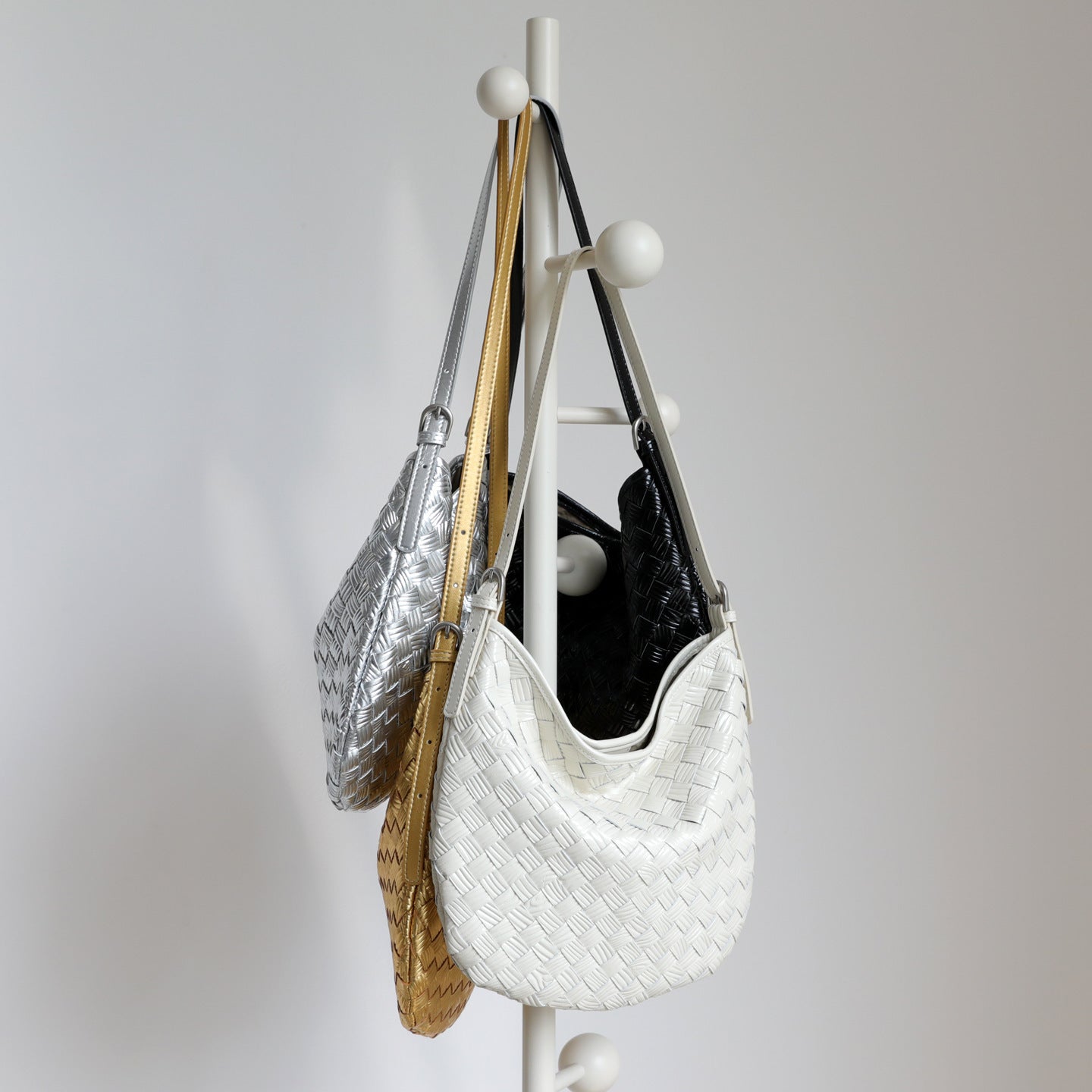 Top Layer Cowhide Woven Underarm Bag for Women Minimalist Handmade Shoulder Crossbody Handbag, Premium Genuine Leather Purse with Artisan Texture