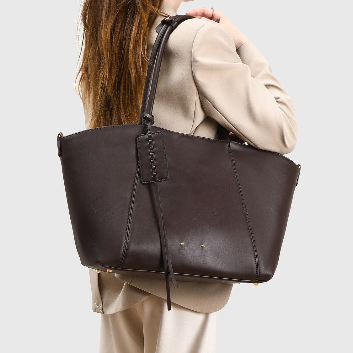 Genuine Suede Large Capacity Tote Bag for Women, Vintage Fashionable Shoulder Top Handle Purse, Casual Commute Handbag with Relaxed Effortless Style for Ladies