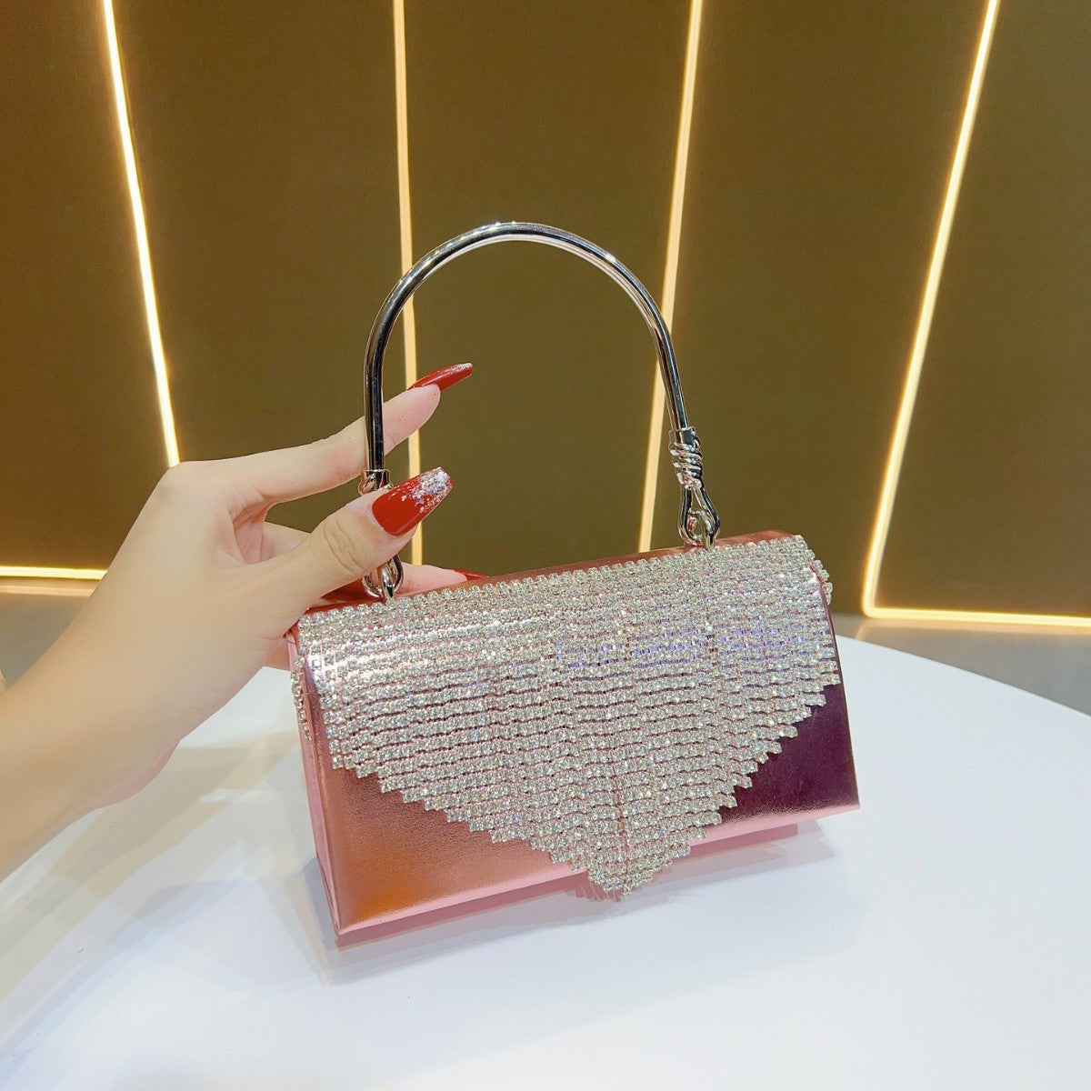 Elegant Rhinestone Tassel Luxury Evening Bag for Women, A Sparkly Crossbody Top-Handle Handbag Perfect for Cheongsam Formal Dresses Banquets & Special Occasions