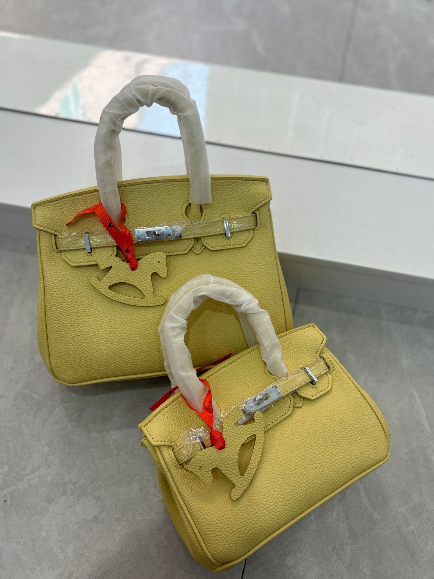 Genuine Pebbled Leather Birkin-Style Gold Hardware Large Capacity Handbag for Women, European Fashion Top Handle Purse, Trendy Casual Tote Bag for Ladies