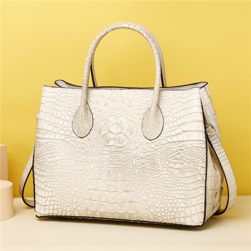 New Arrival Croc-Effect Genuine Leather Garden Tote Bag for Women, A Large Capacity Banquet Business Messenger Handbag with Fashionable Trendy Design
