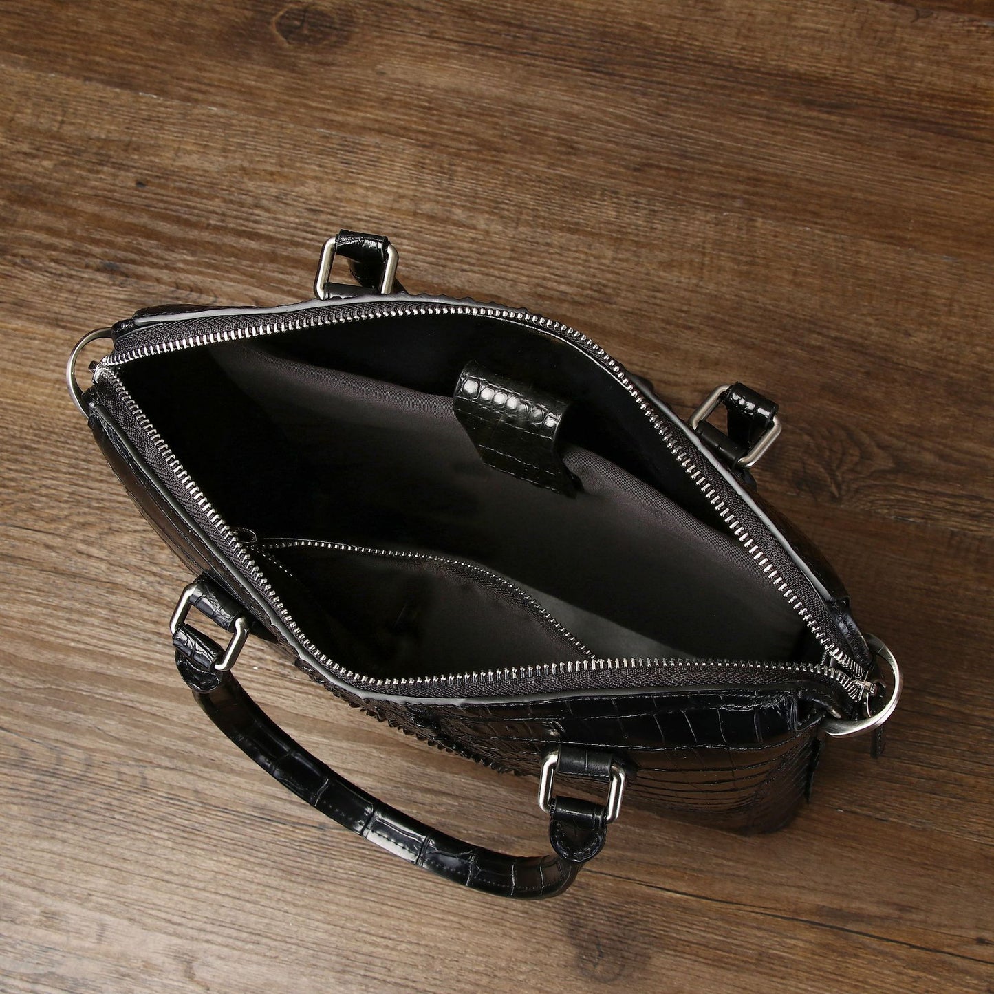 New Arrival Croc-Effect Business Briefcase for Men, A Large Capacity Document Shoulder Bag with Fashionable Design, Perfect for Work & Commute