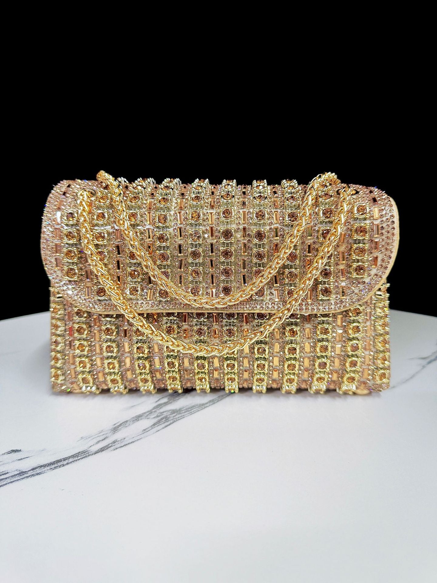 Dazzling Rhinestone-Embellished Evening Clutch for Women, A Crystal Chain Crossbody Bag Perfectly Designed for Cheongsam & Formal Evening Dresses, Elegant Top-Handle Handbag for Weddings Banquets & Special Occasions