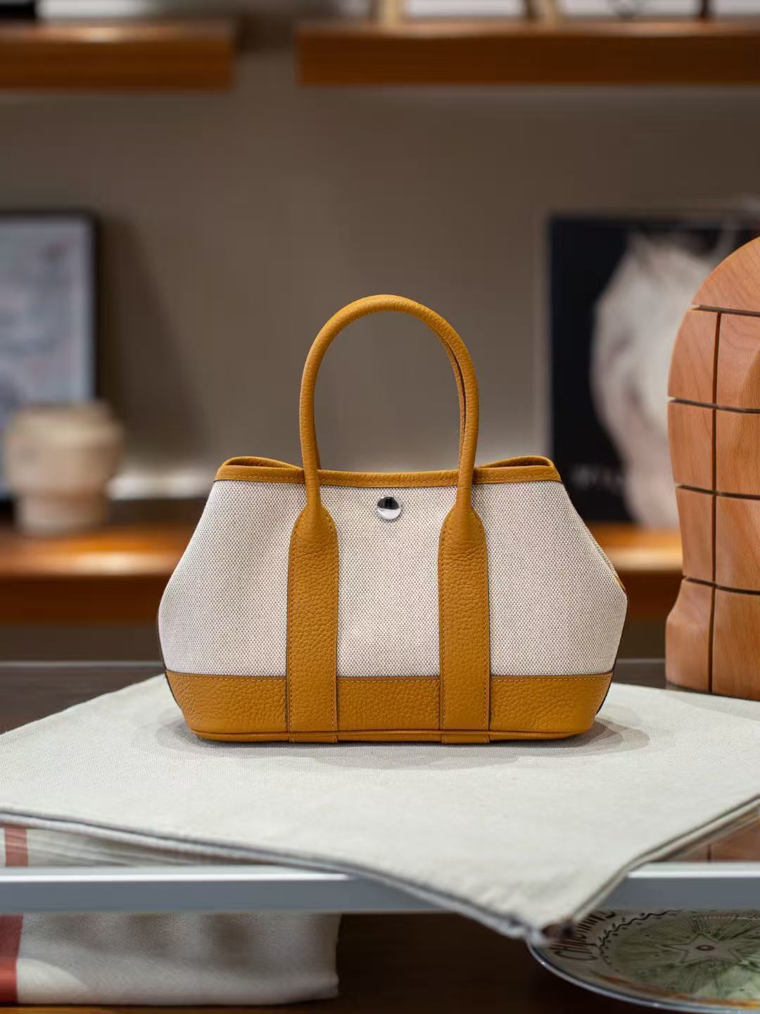 Women's Garden-Style Tote Bag 23cm, Hermès-Inspired Semi-Handmade Waxed Stitching Handbag, Panda-Inspired Design with Cowhide Leather & Canvas Contrast Patchwork, Trendy Shoulder Top-Handle Purse for Daily Use