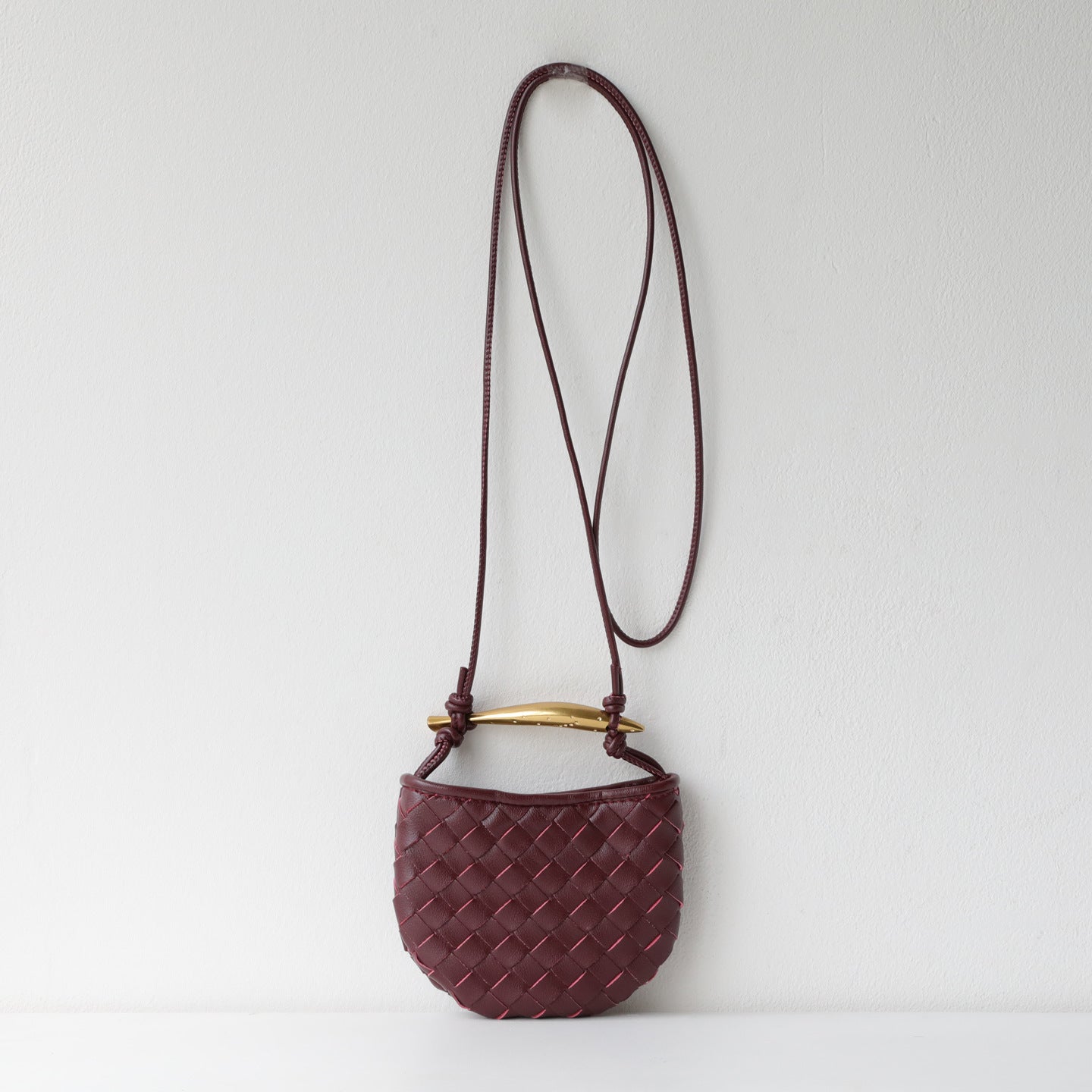 Handwoven Sardine Mini Lipstick Bag for Women Shoulder Handbag, Niche Fashion Purse with Unique Sculptural Design