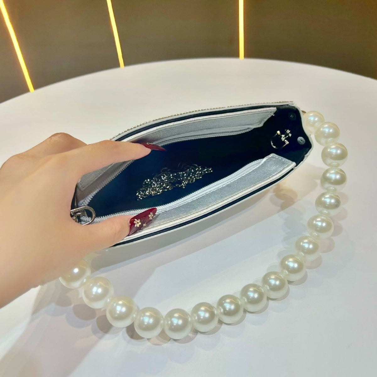Elegant Rhinestone Beaded Evening Bag for Women, A French Style Top-Handle Crossbody Handbag with Exquisite Sparkly Detailing, Perfect for Formal Dresses Weddings & Banquets