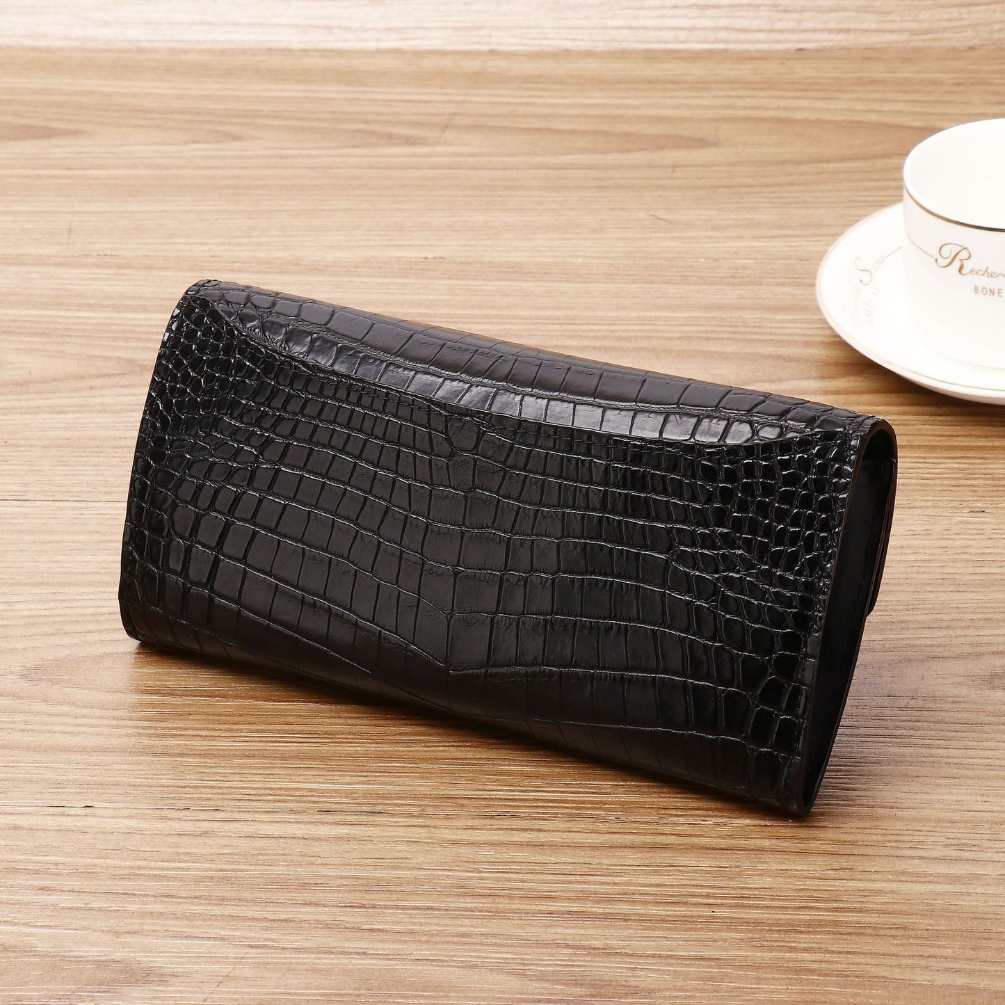 New Arrival Croc-Effect Long Clutch Wallet for Women, A Large Capacity Multi-Card Holder with Classic Fashionable Evening Design
