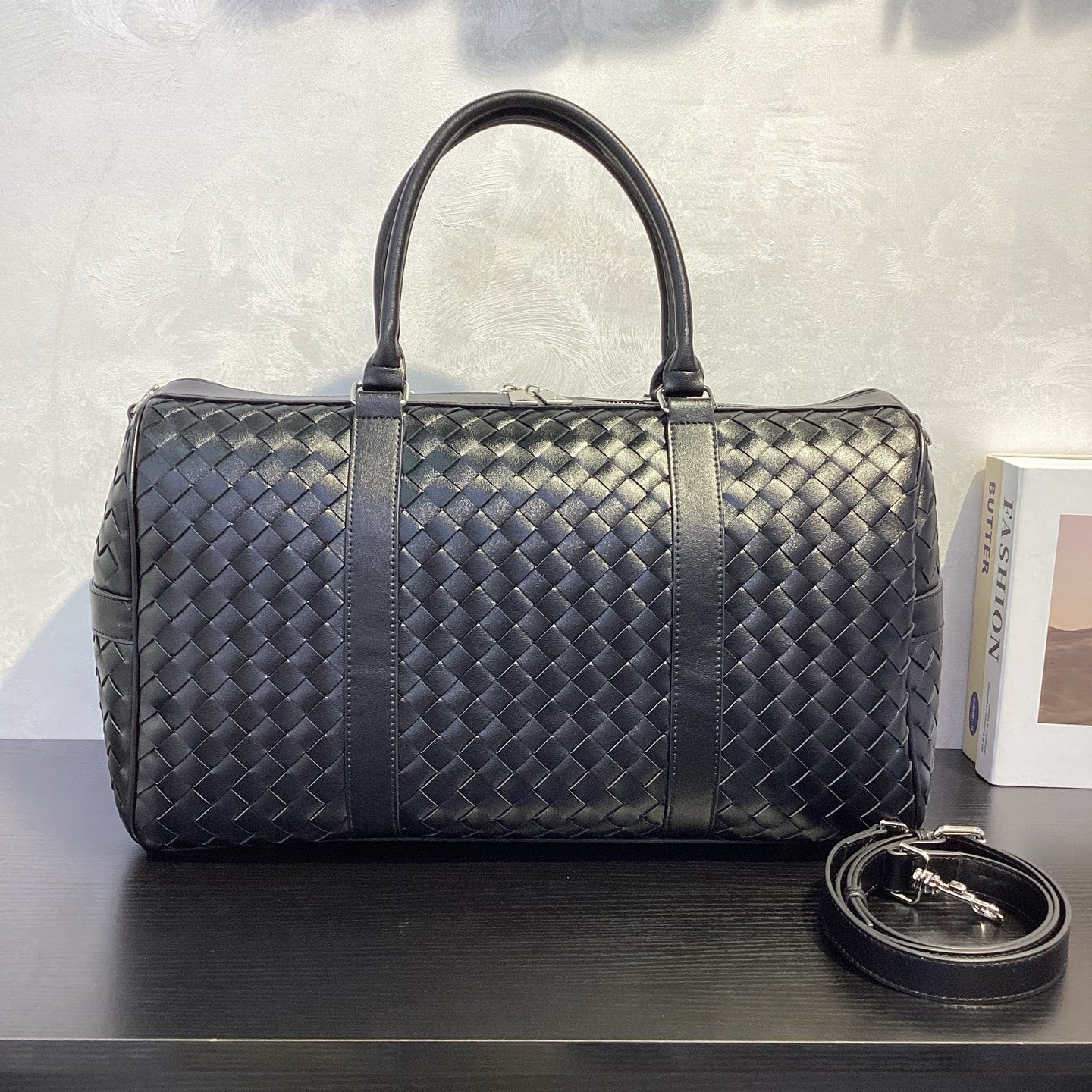 Leather woven duffel bag large capacity travel bag men and women same style portable shoulder crossbody Boston bag