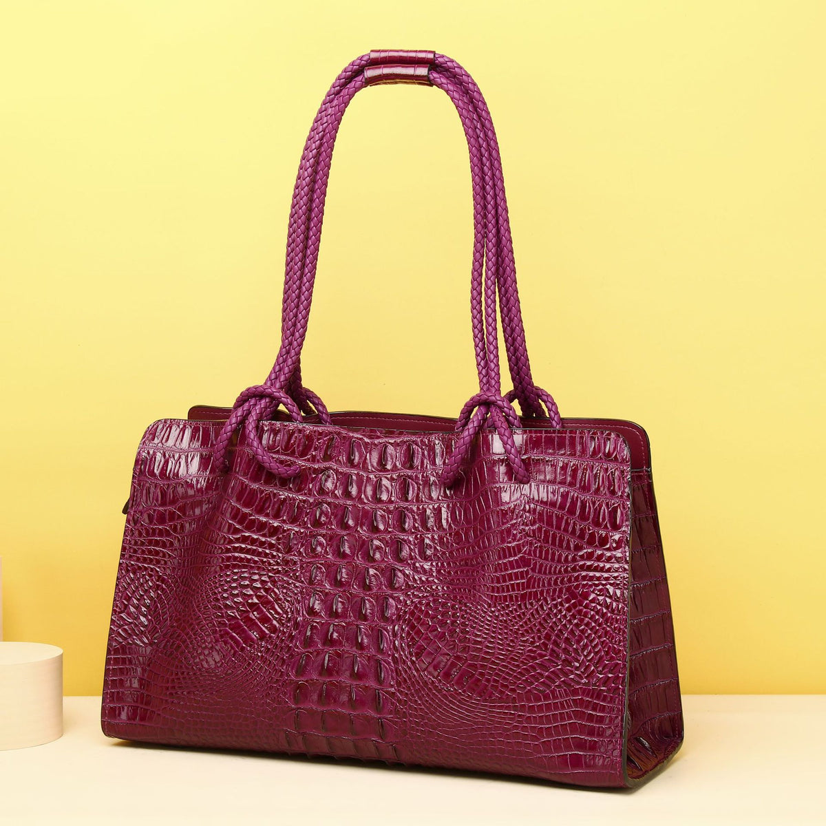 New Arrival Croc-Effect Classic Tote Bag for Women, A Large Capacity Shoulder Crossbody Handbag with Croc-Pattern Design
