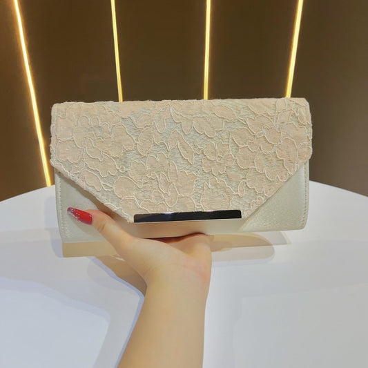 Elegant Vintage Lace Envelope Clutch for Women, A Versatile Chain Crossbody Small Bag with Romantic Lace Trim Detail, Perfect for Evening Parties & Formal Gowns