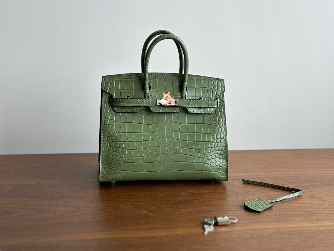 Chic Silver-Tone External Stitching Croc-Embossed Birkin-Inspired Tote Bag for Women, 25cm Stainless Steel Hardware Top-Layer Cowhide Handbag with Premium Quality