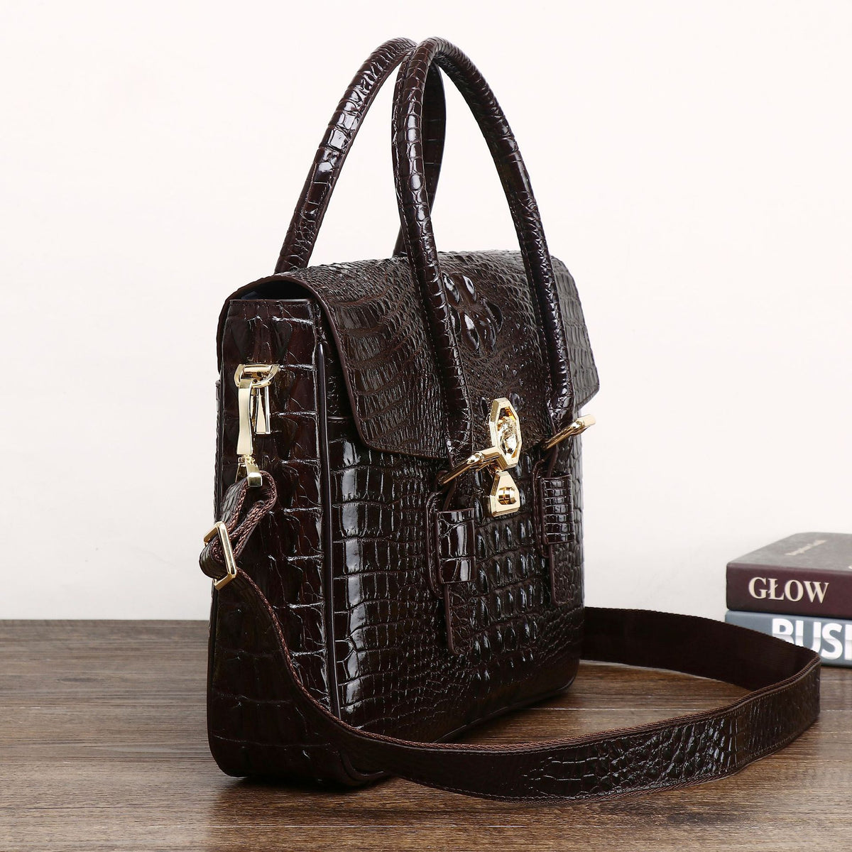 New Arrival Croc-Effect Business Briefcase for Men, A High-End Casual Top-Handle Shoulder Crossbody Bag with Sophisticated Design