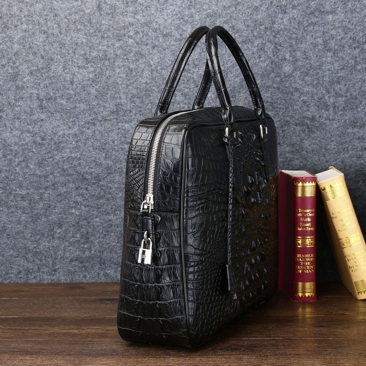 New Arrival Croc-Effect Business Briefcase for Men, A High-End Large Capacity Top-Handle Bag with Fashionable Sophisticated Design