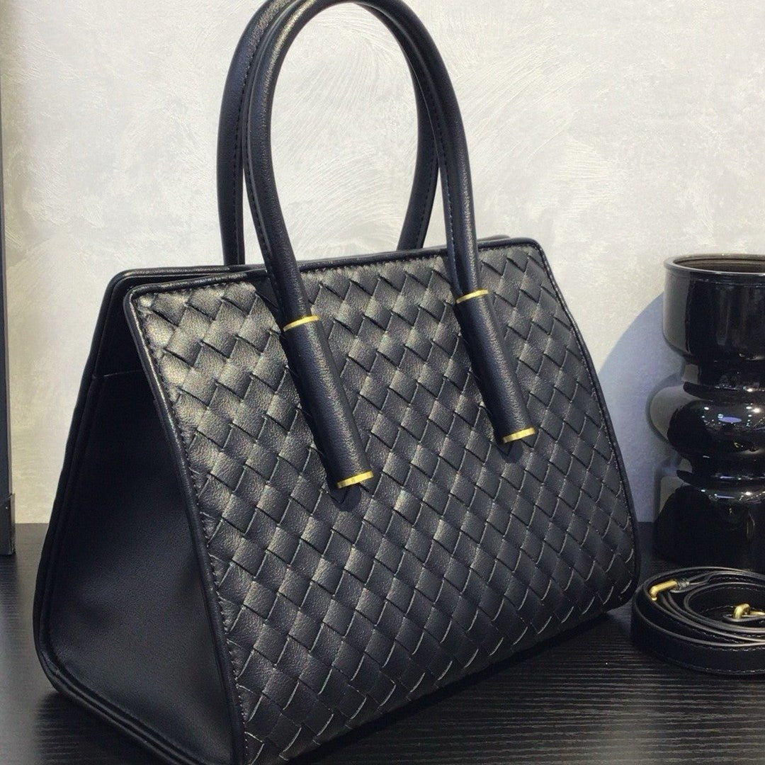 Genuine Leather Woven Large Capacity Tote Bag for Women, Summer Beach Vacation Shoulder Top Handle Handbag, Premium Casual Purse for Ladies