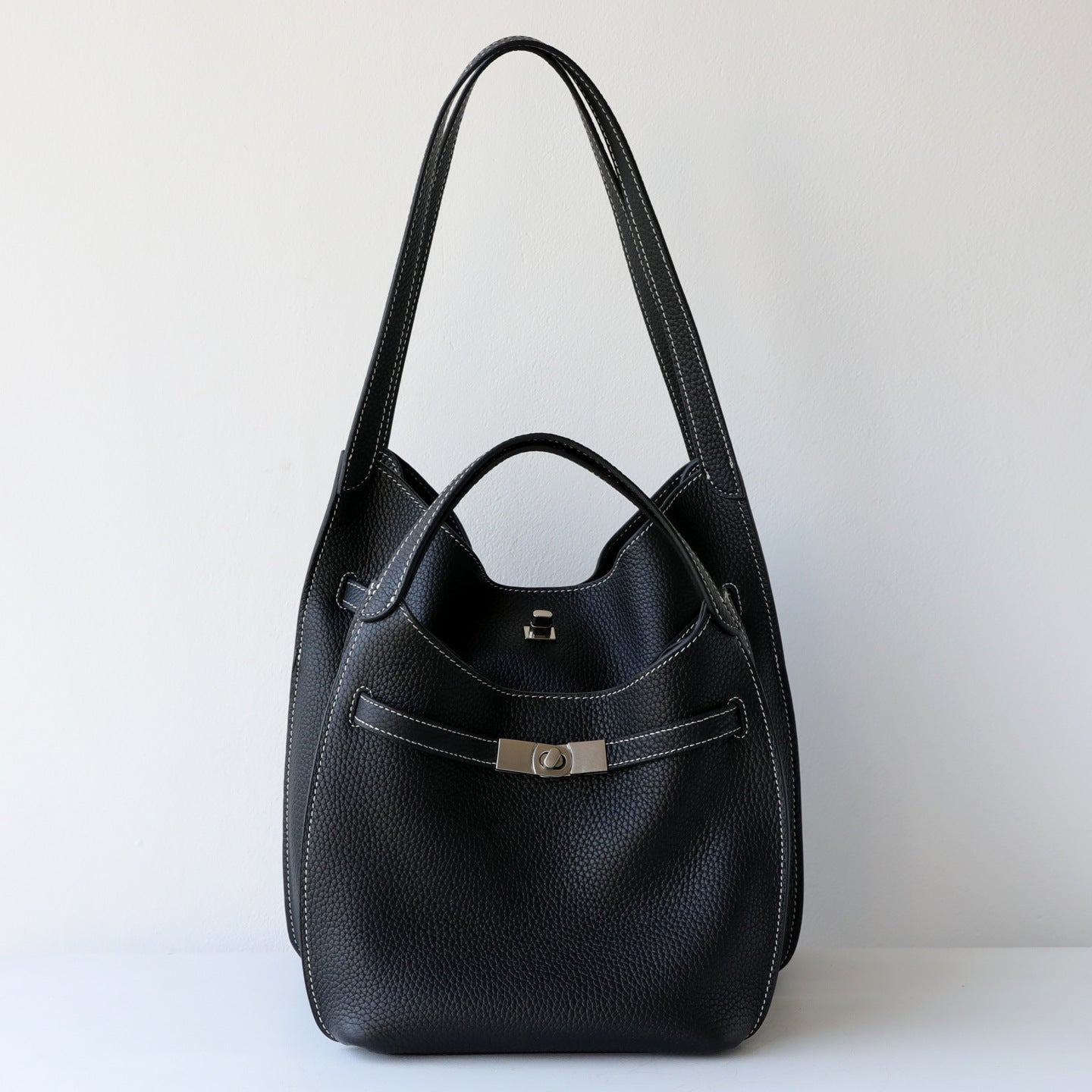 Top Layer Cowhide Lock Buckle Tote Bag for Women Large Capacity Casual Shoulder Crossbody Handbag, Slouchy Purse with Basket-Style Design