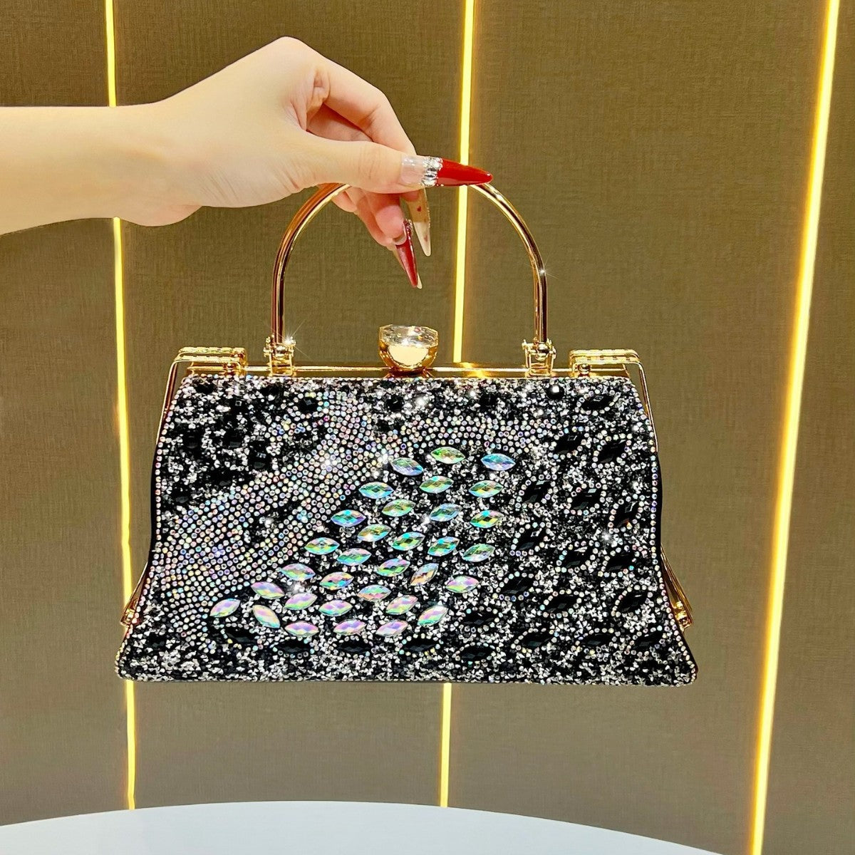 Chic Premium Evening Bag for Women, A Glamorous Spacious Shoulder Crossbody Purse with Large Capacity, Perfect for KTV Parties Banquets & Night Outs