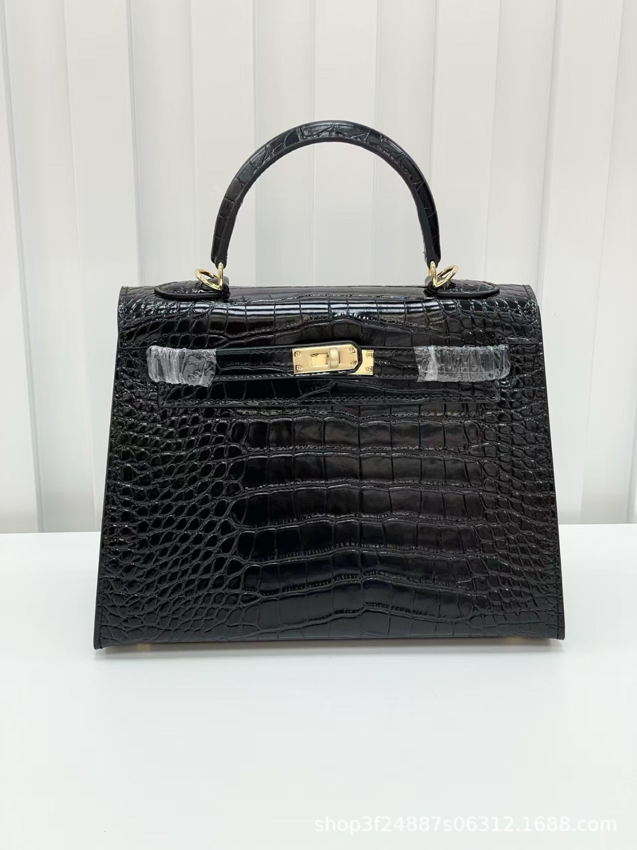 New Arrival Mini Croc-Effect Kelly-Inspired Bag in White for Women, A Premium Top-Handle Shoulder Crossbody Handbag with Versatile Elegant Design