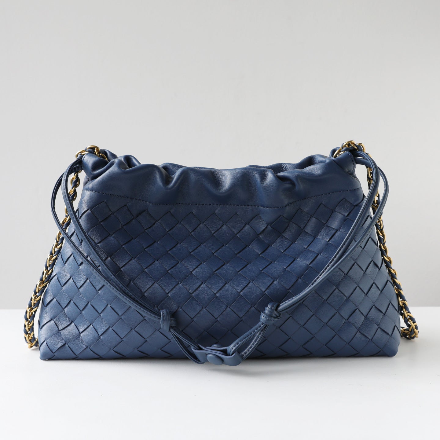 Sheepskin Woven Cloud Drawstring Bag for Women Light Luxury Chain Shoulder Crossbody Handbag, Minimalist Trendy Purse with Soft Texture