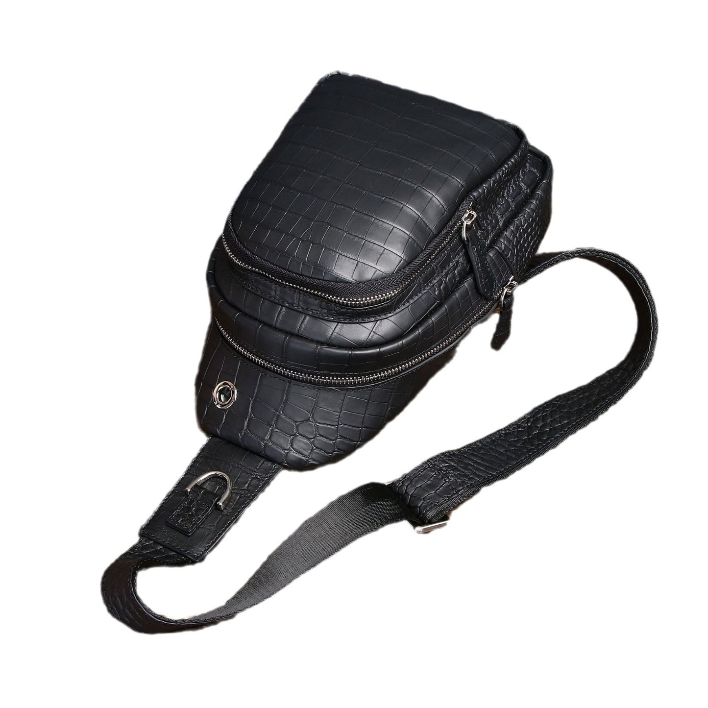 New Arrival Matte Croc-Effect Chest Bag for Men, A Stylish Outdoor Crossbody Front Pack with Classic Trendy Design