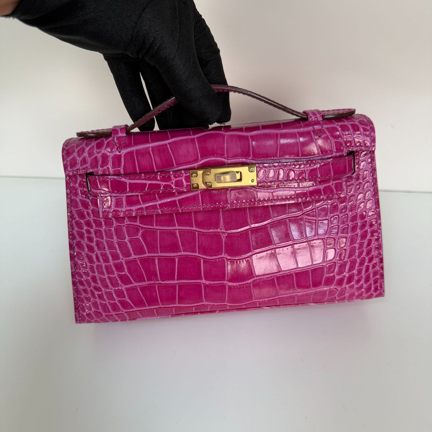 Premium 22cm Croc-Effect Kelly-Inspired Top-Handle Bag for Women, Hand-Stitched Waxed Thread Detailing with Steel Hardware, Light Luxury Genuine Top-Layer Cowhide Leather Handbag