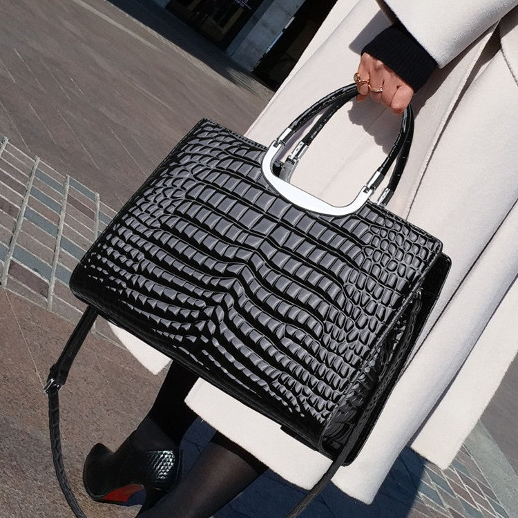 Genuine Leather Large Capacity Handbag for Women, New Fashionable Versatile Top Handle Shoulder Crossbody Purse, Trendy Everyday Bag for Ladies