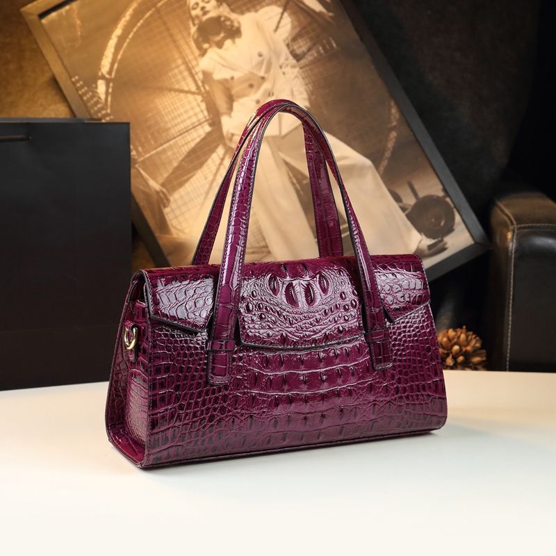 New Arrival Croc-Effect Genuine Leather Shoulder Crossbody Bag for Women, A Minimalist Elegant Design Perfect for Middle-Aged Moms