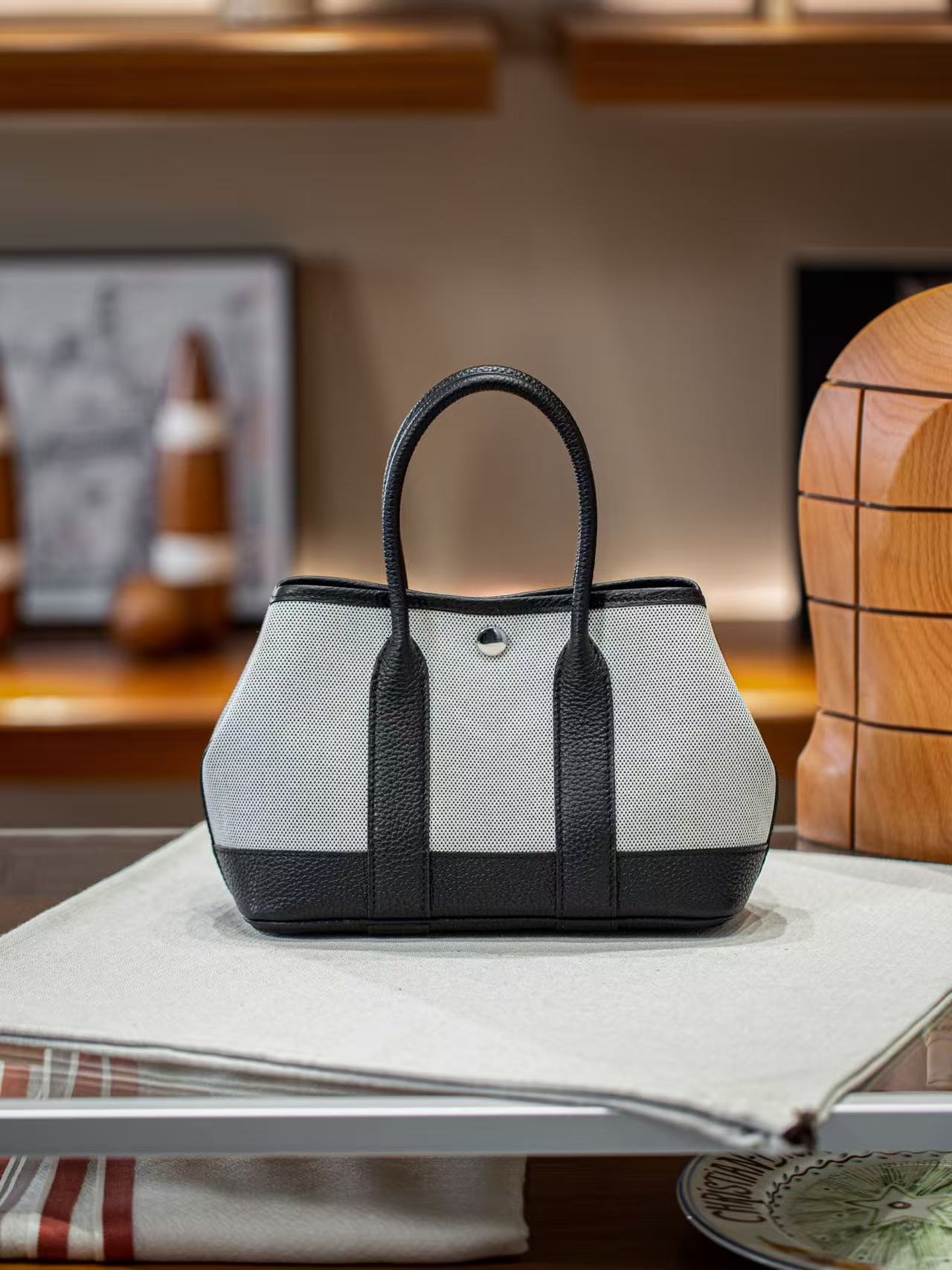 Women's Garden-Style Tote Bag 23cm, Hermès-Inspired Semi-Handmade Waxed Stitching Handbag, Panda-Inspired Design with Cowhide Leather & Canvas Contrast Patchwork, Trendy Shoulder Top-Handle Purse for Daily Use
