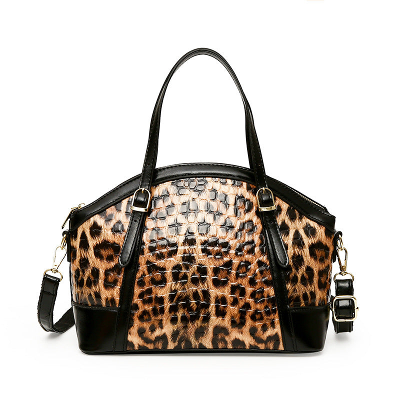 New Arrival Croc-Effect Shoulder Bag for Women, A Large Capacity Casual Handbag with Fashionable Versatile Design, Perfect Everyday Purse