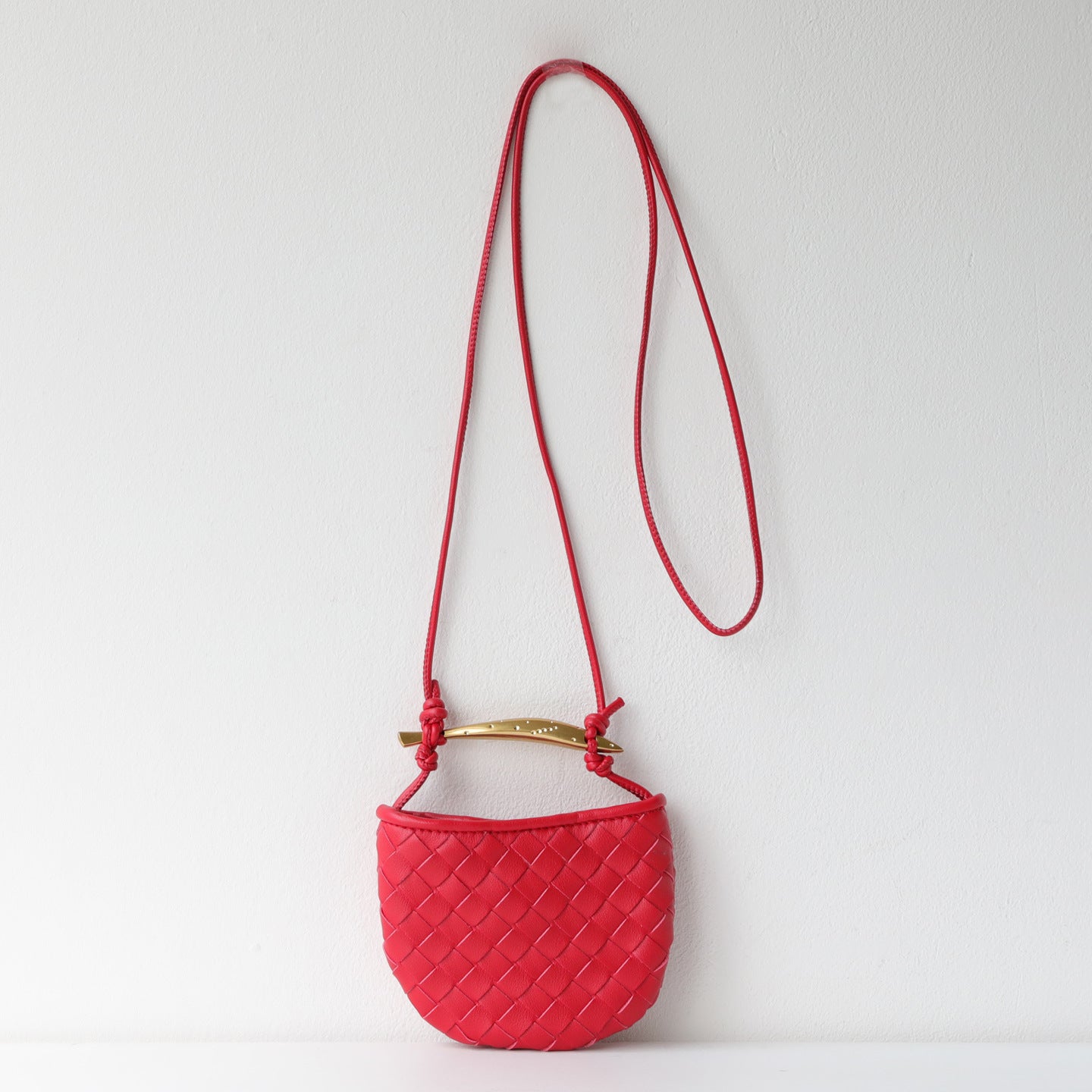 Handwoven Sardine Mini Lipstick Bag for Women Shoulder Handbag, Niche Fashion Purse with Unique Sculptural Design