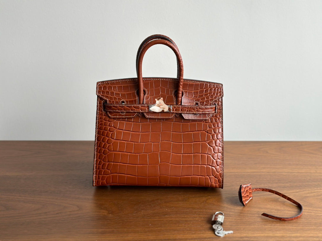 Chic Silver-Tone External Stitching Croc-Embossed Birkin-Inspired Tote Bag for Women, 25cm Stainless Steel Hardware Top-Layer Cowhide Handbag with Premium Quality