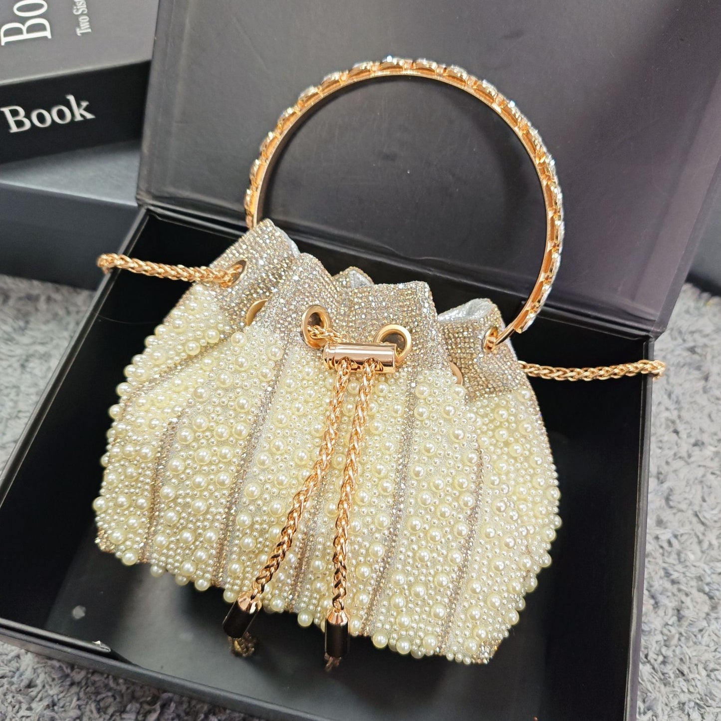 New Chinese Style Pearl Evening Bag, Rhinestone-Studded Drawstring Shoulder Crossbody Purse, Niche Light Luxury Handbag with Elegant Design