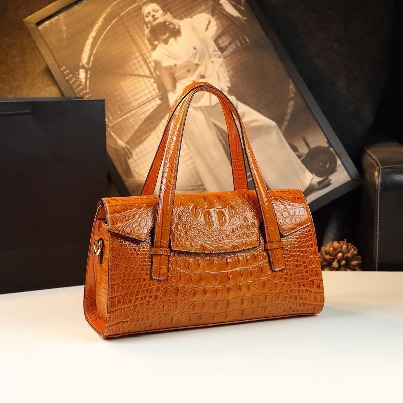 New Arrival Croc-Effect Genuine Leather Shoulder Crossbody Bag for Women, A Minimalist Elegant Design Perfect for Middle-Aged Moms
