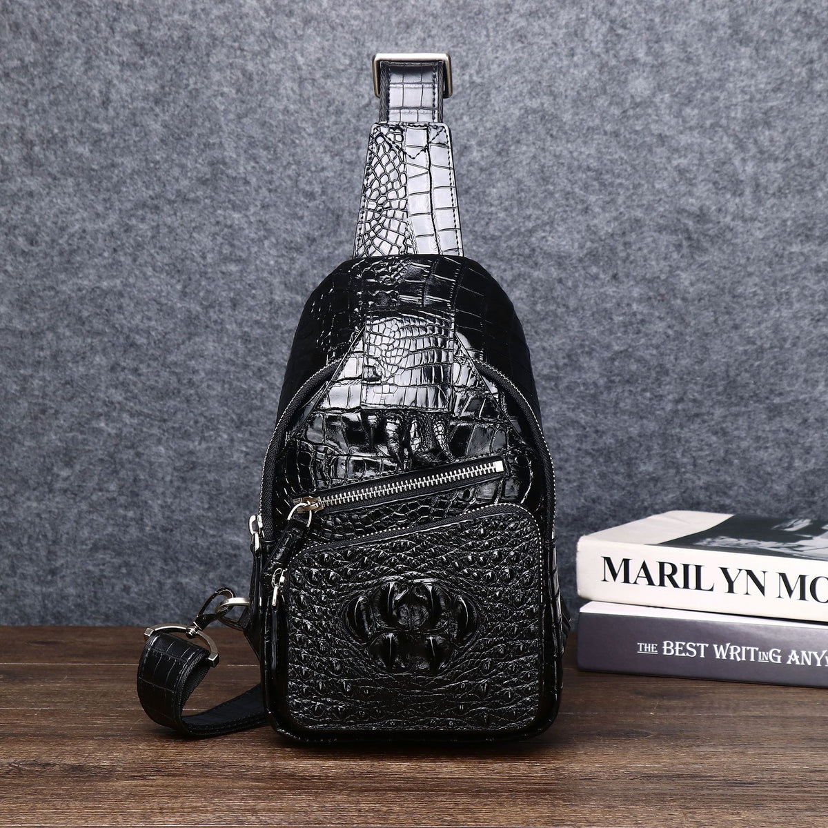 New Arrival Croc-Effect Men's Chest Bag with Claw Design, A Large Capacity Genuine Leather Crossbody Bag with Fashionable Outdoor Style