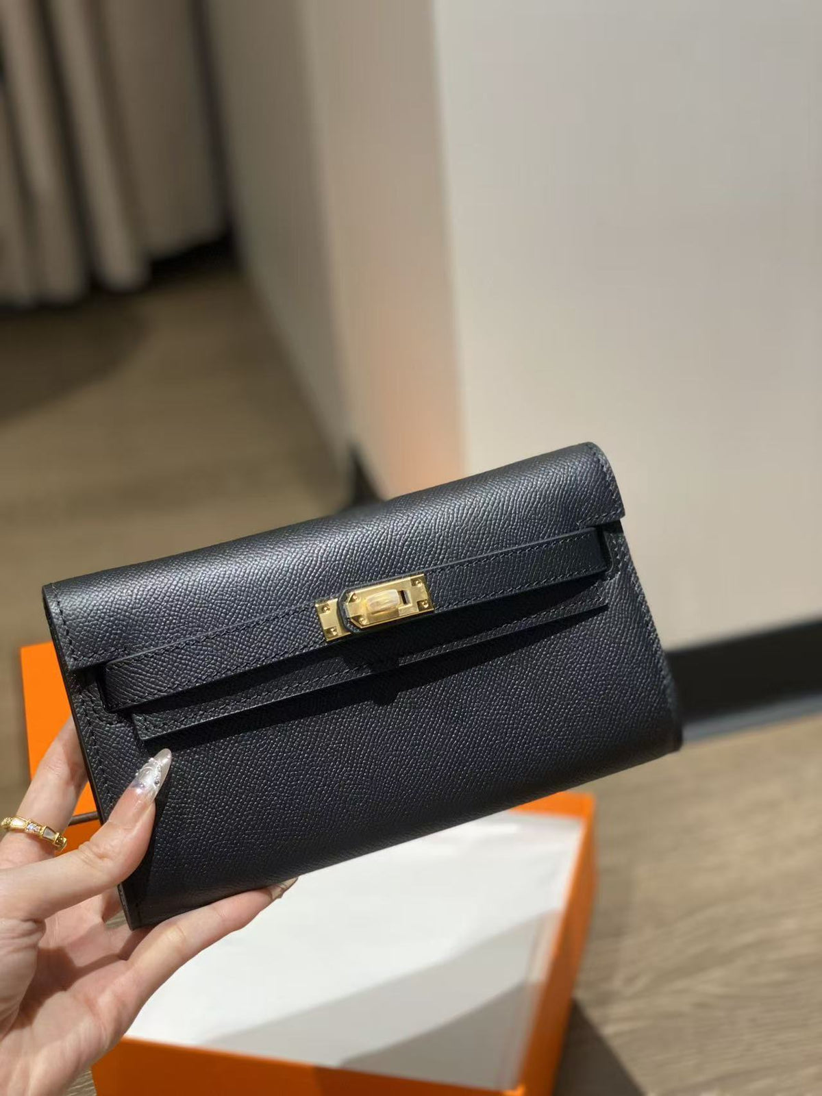 Genuine Leather Crossbody Bag for Women, Hermès-Inspired Kelly Mini Bag 2025 New Release, Long Wallet Style Shoulder Purse with Detachable Strap, Versatile Everyday Niche Handbag