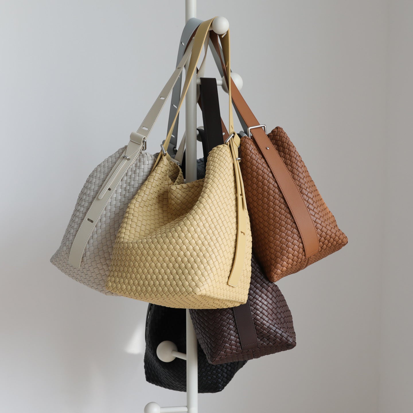 Handwoven Relaxed Tote Bag for Women Niche Minimalist Commuter Shoulder Handbag, Large Capacity Purse with Artisan Texture