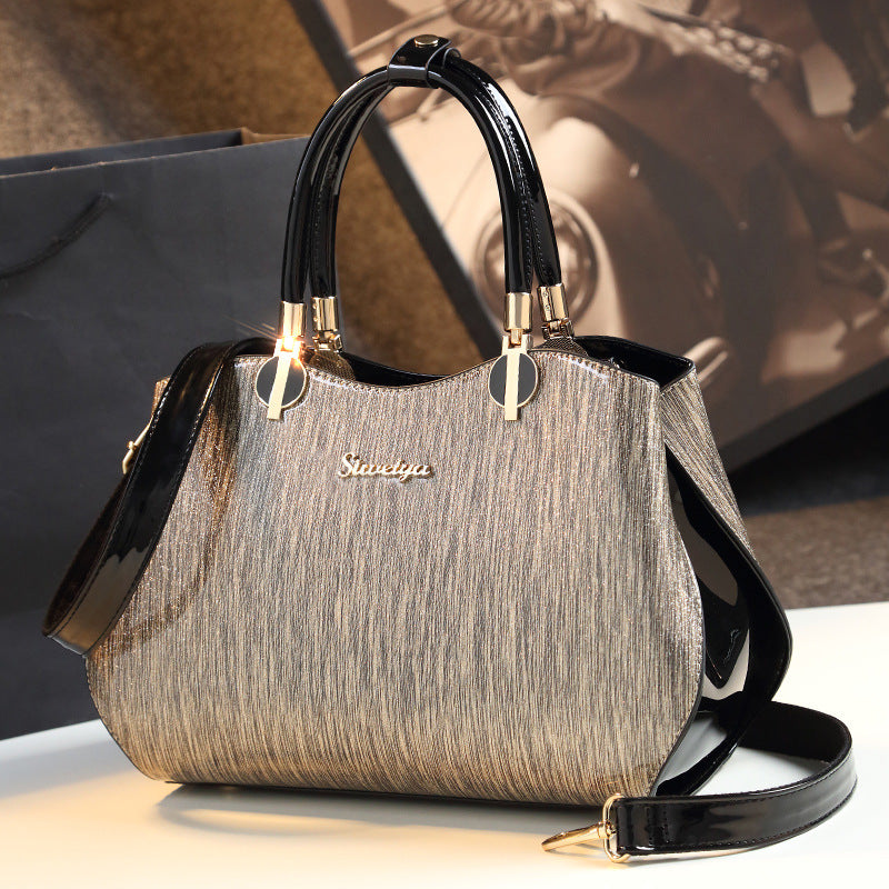 Minimalist Tote Bag for Women Large Capacity Shoulder Crossbody Handbag, Elegant Everyday Purse for Moms with Timeless Style