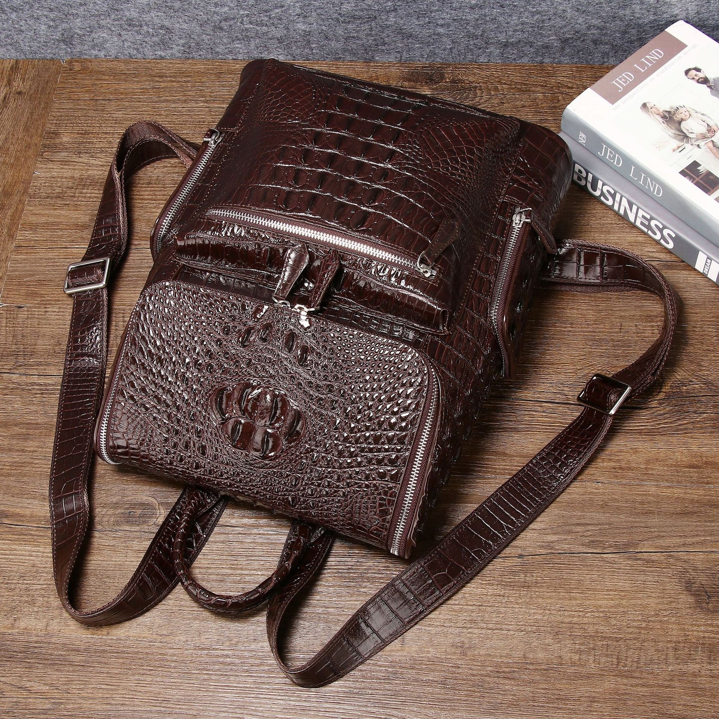 New Arrival Classic Brown Croc-Effect Backpack for Men, A Large Capacity Casual Travel Daypack Perfect for Outdoor & Everyday Use