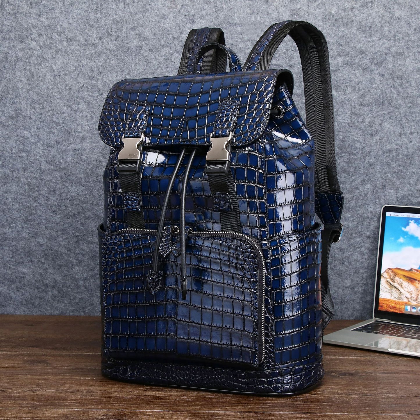 New Arrival Distressed Croc-Effect Men's Backpack, A Large Capacity High-Shine Travel Daypack with Fashionable Outdoor Design, Perfect for Adventure & Everyday