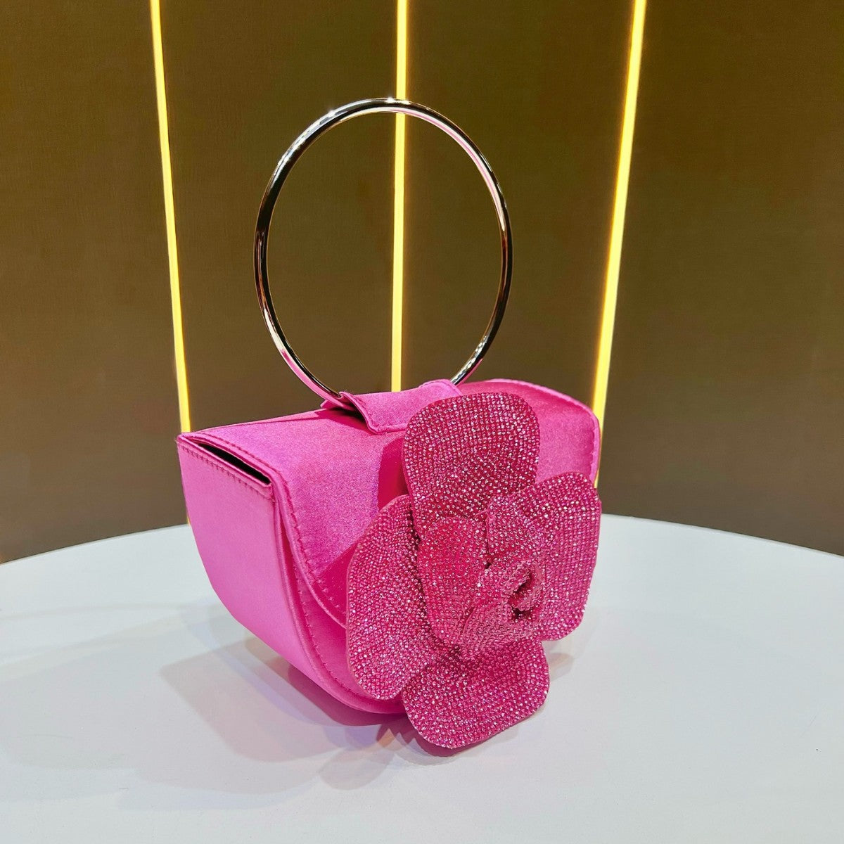 Chic Sparkly Camellia Evening Bag for Women, A Glamorous Ring Top-Handle Crossbody Shoulder Handbag Perfect for Banquets Parties & Special Occasions