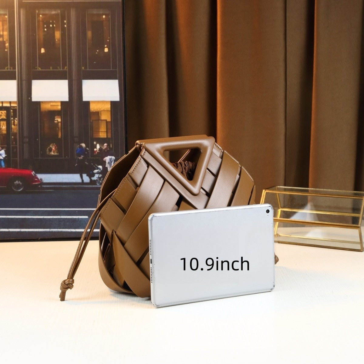 Woven Hollow Basket Bucket Bag for Women with Triangle Magnetic Buckle, Shoulder Crossbody Handbag with Detachable Sub-Bag