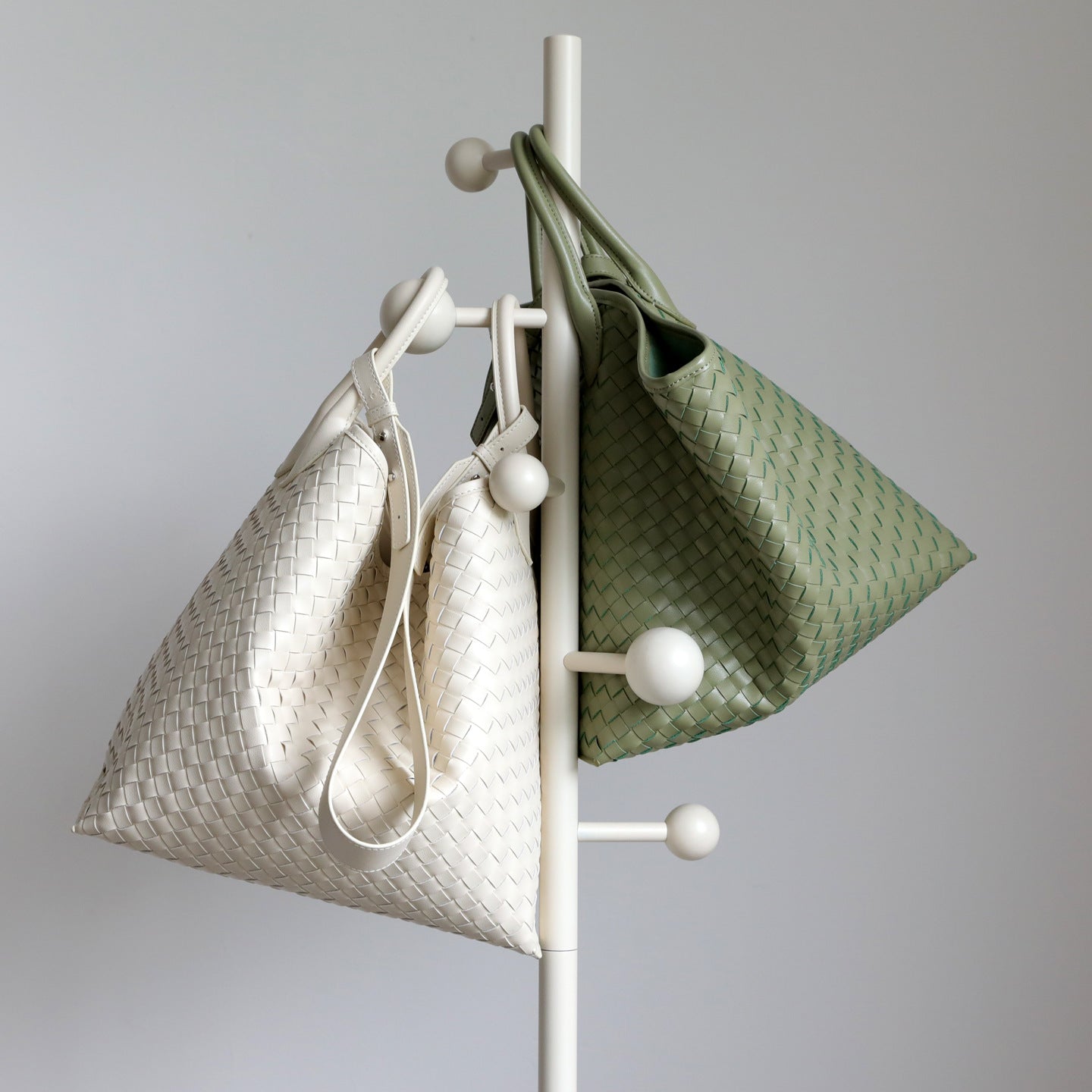 Handwoven Cowhide Hanging Basket Tote Bag for Women Large Capacity Relaxed Shoulder Handbag, Transformable Wing Purse with Artisan Craftsmanship
