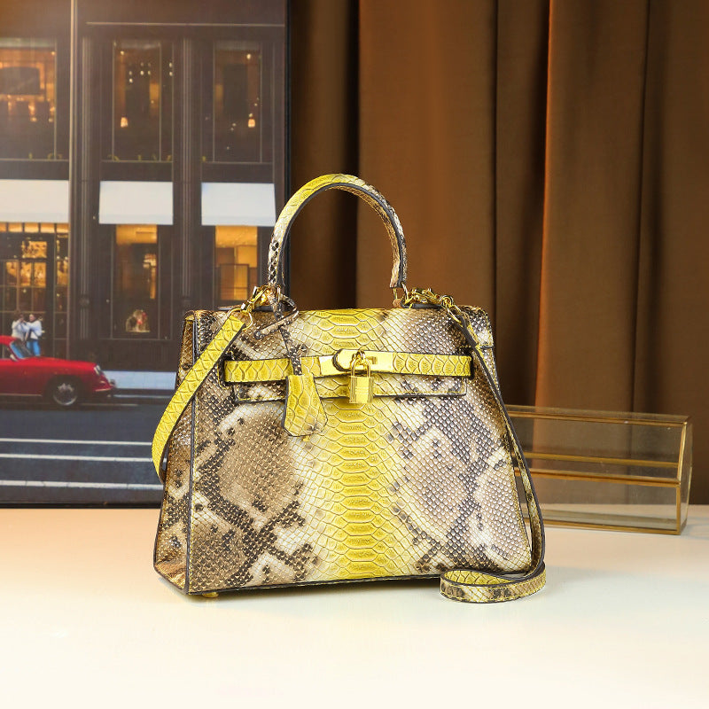New Arrival Snake-Effect Kelly-Inspired Business Commuter Bag for Women, A Large Capacity Vintage Top-Handle Crossbody Handbag with Premium Design, Perfect for Moms