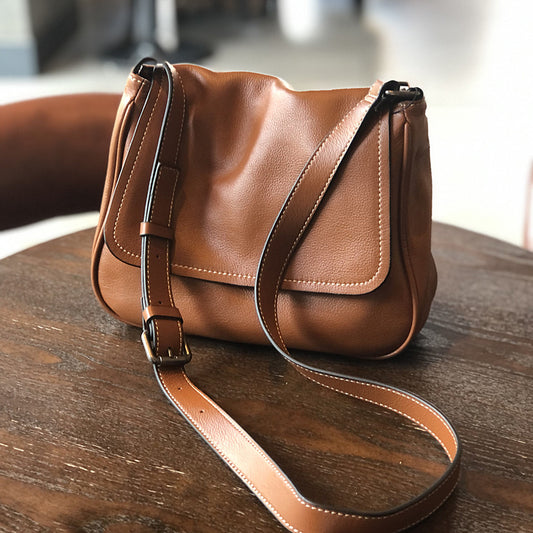 New Flap Minimalist Leather Messenger Bag, Casual Shoulder Crossbody Purse, Premium Top Layer Cowhide Handbag for Women