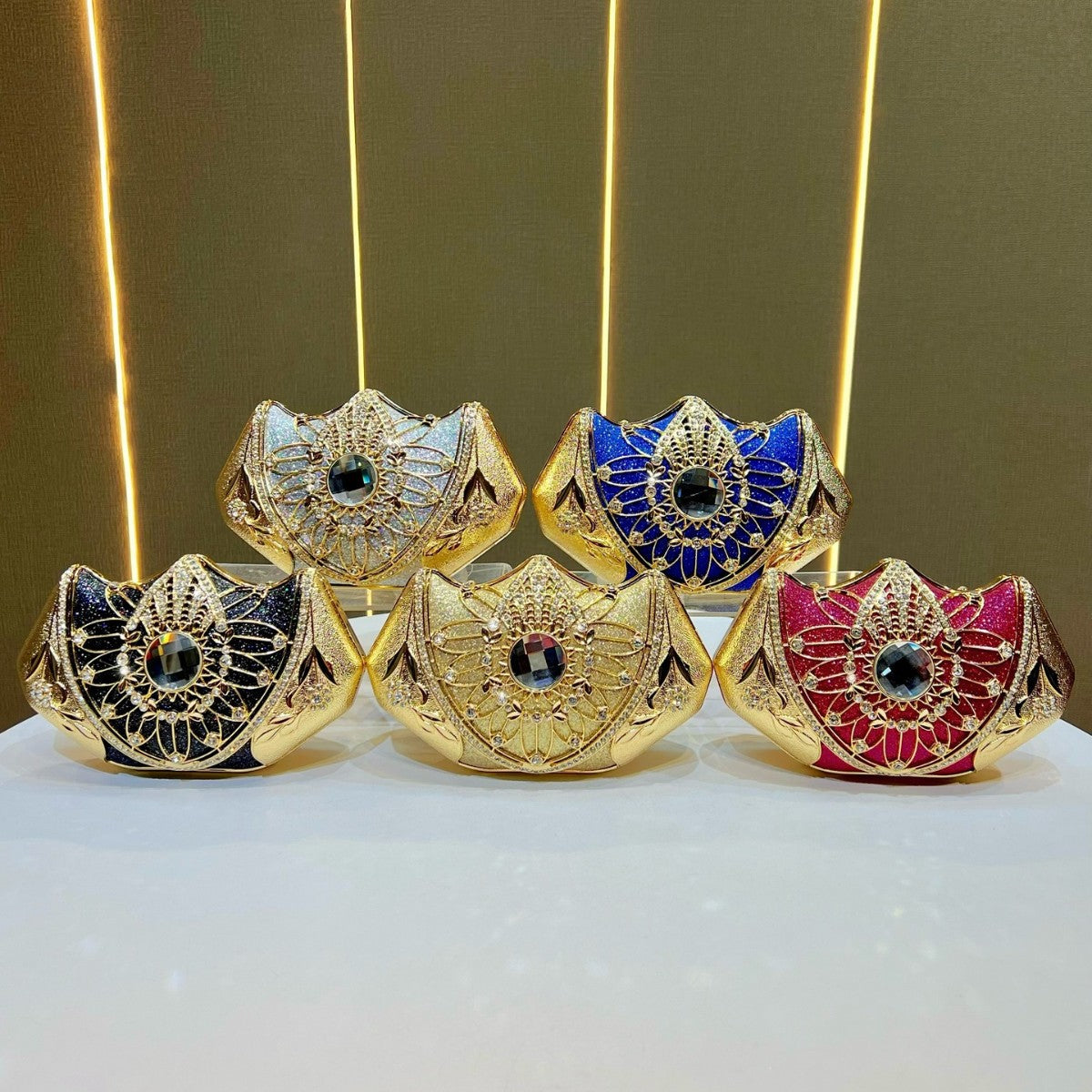 Elegant Rhinestone-Embellished Evening Clutch for Women, A Light Luxury Top-Handle Crossbody Bag  Chic Design & Exquisite Heavy-Duty Craftsmanship, Perfect for Banquets Weddings & Formal Events